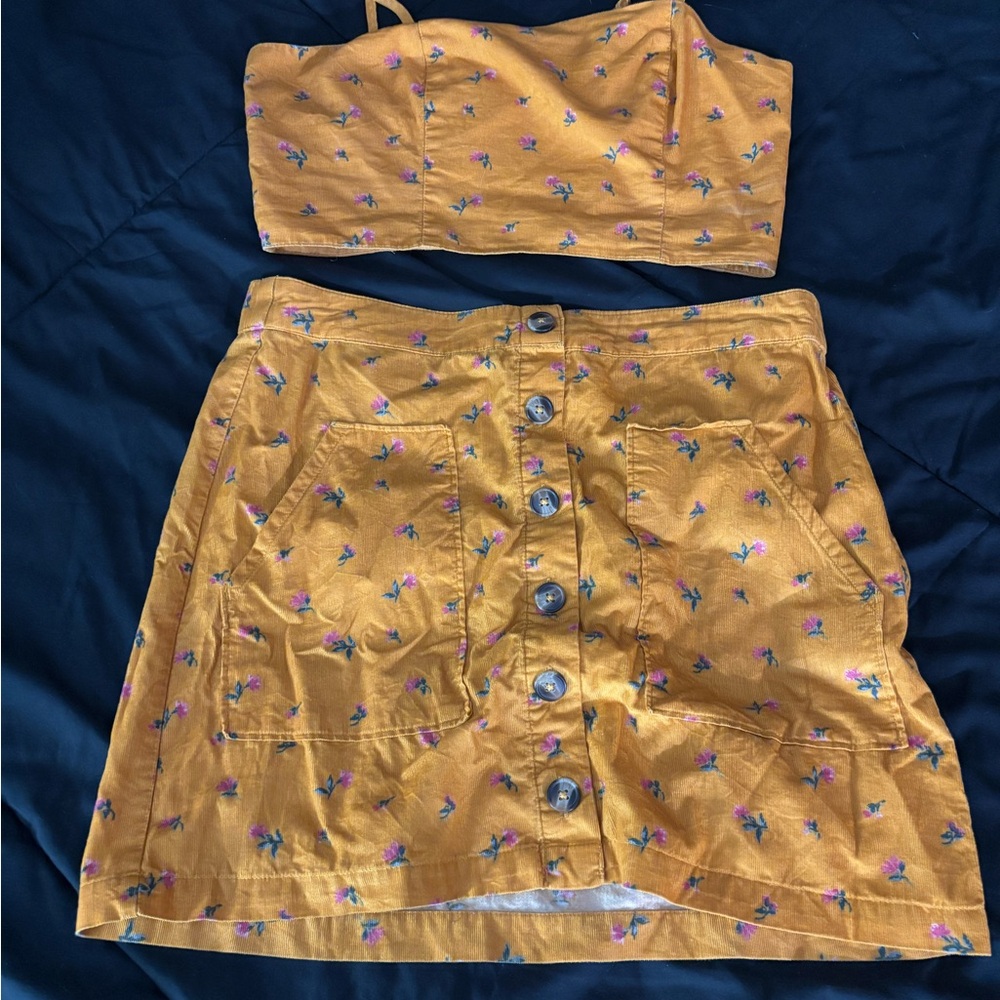 American Eagle Outfitters Yellow Floral Mini Skirt